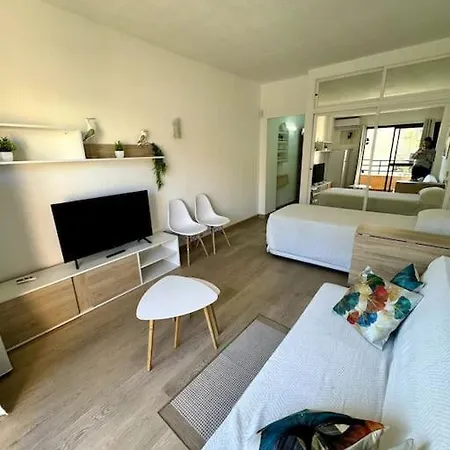 アパート Apartamento En *