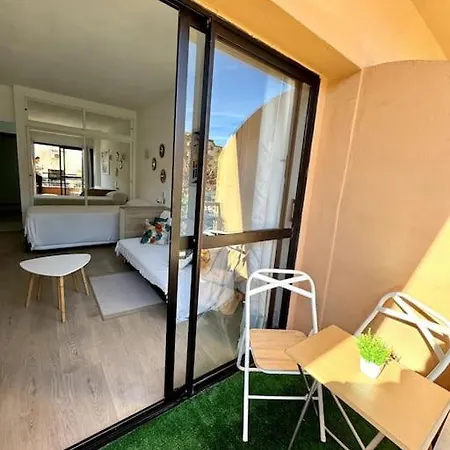 アパート Apartamento En *